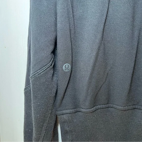 Lululemon Black Long Sleeve Sweatshirt Size 8‎ - Picture 3 of 8